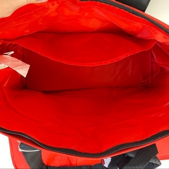 Disney Minnie Mickey Mouse Diaper Bag Gift Set - Picture 9 of 14